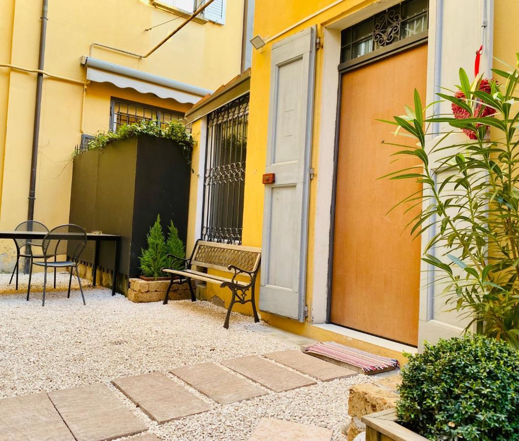 Apartamento Gamberini House - Private Garden Bolonia Exterior foto